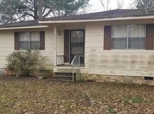 327 Fairground St, Kosciusko, MS 39090