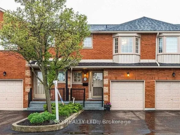 255 Mount Albion Rd #7, Hamilton, ON L8K 6P7