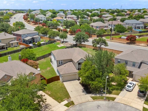 213 Springtree Pkwy, Cibolo, TX 78108