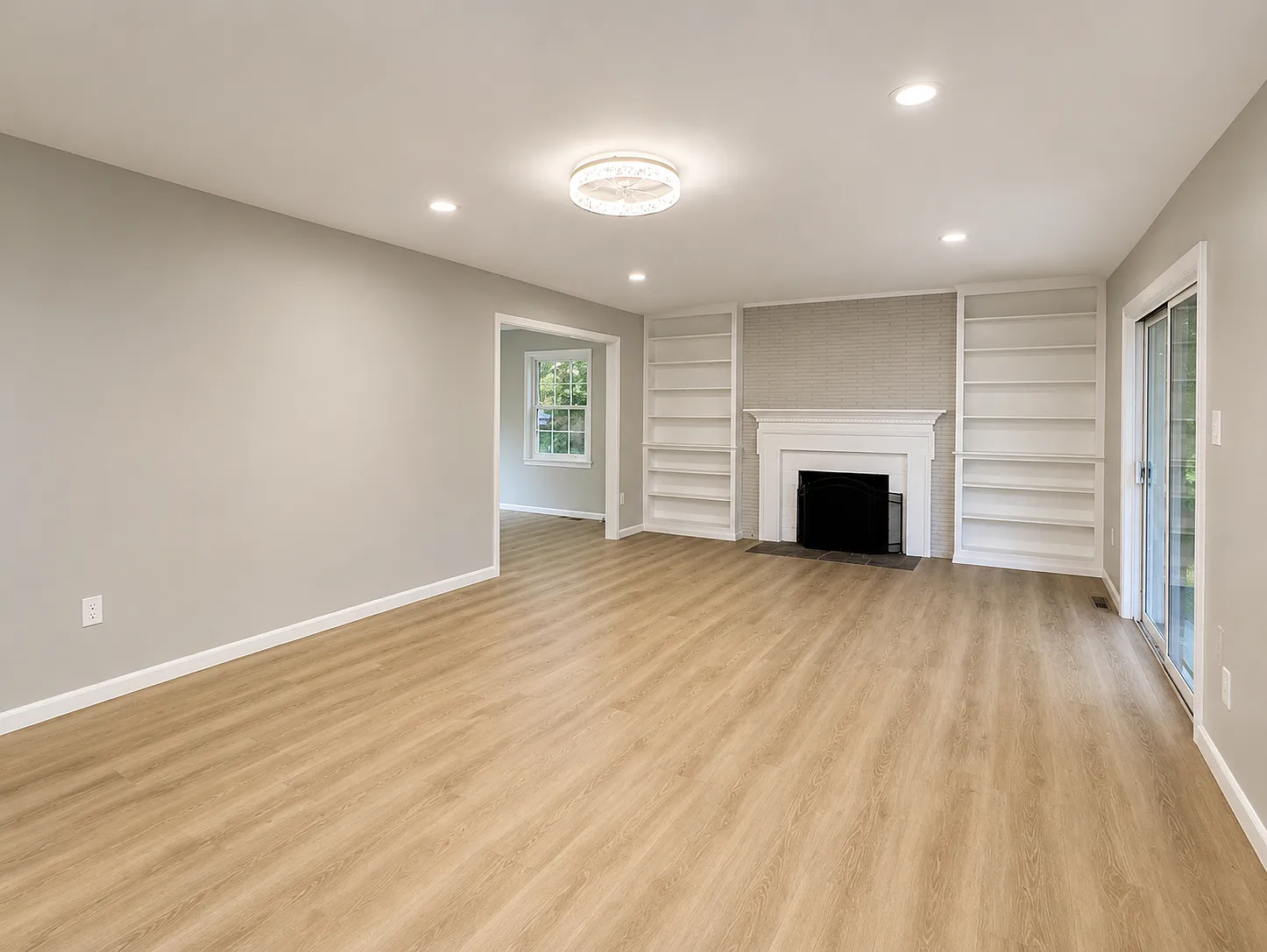 4 bed, 2680 sqft, $4,195 — Photo 4