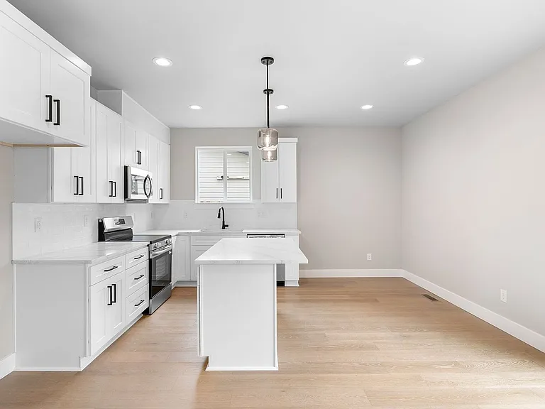 6345 SE 85th Ave #A — Photo 1