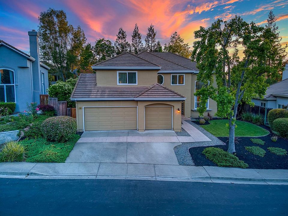 1st image of 315 Zagora Dr
