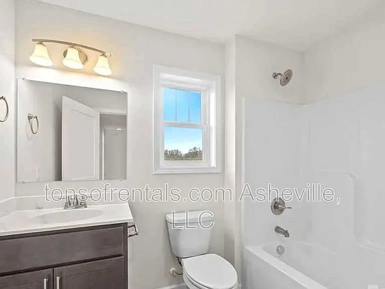 7 Berry Crest Ln — Photo 11