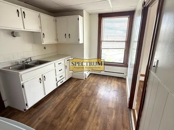 189 Main St #1, Waterville, ME 04901