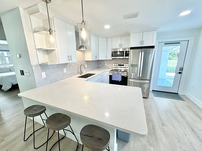 27304 Buccaneer Dr — Photo 2