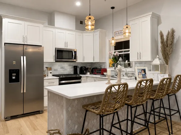 28 Browning Ave #2, Boston, MA 02124