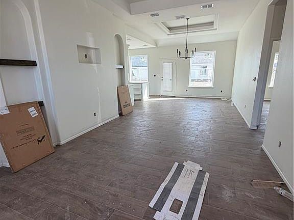 3rd image of 433 Padre Rd