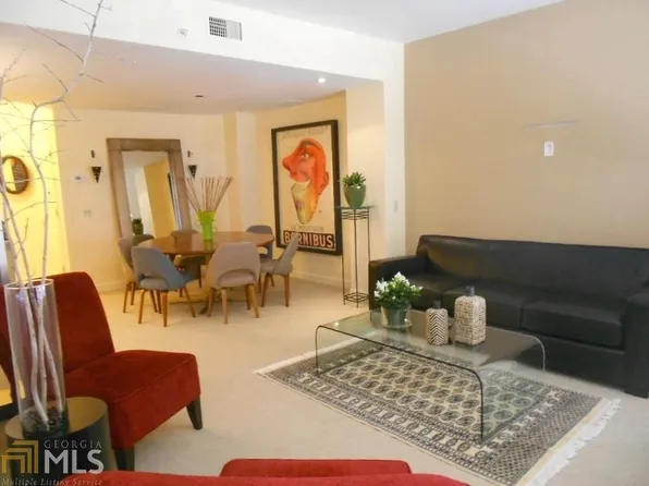 3475 Oak Valley Rd NE, Atlanta, GA 30326
