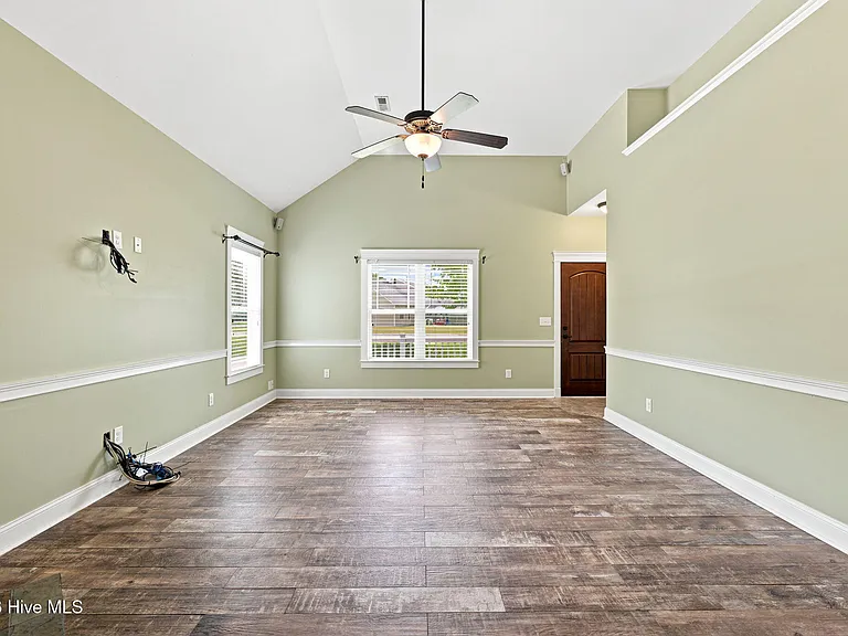 210 Station House Rd — Photo 3