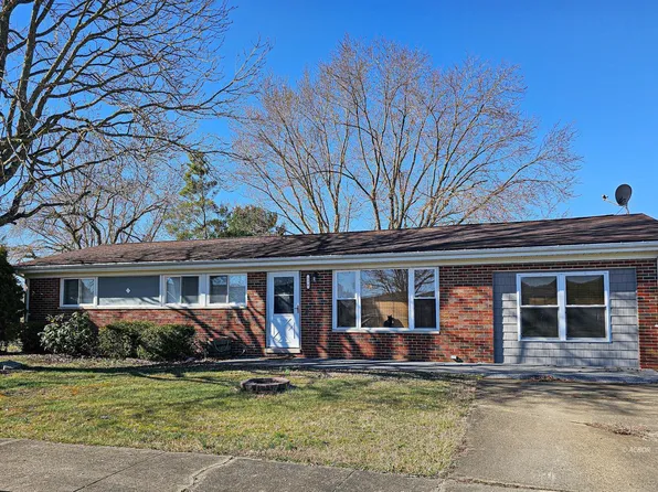 296 Legrande Blvd, Gallipolis, OH 45631