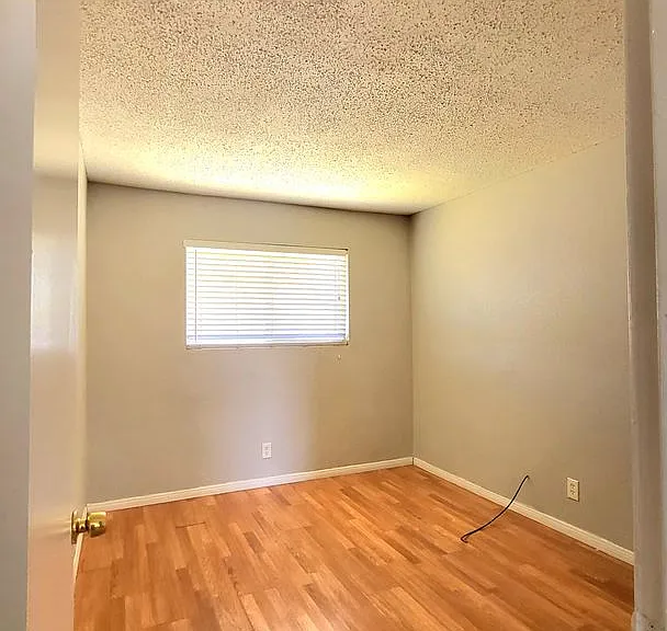 1920 Galaxy St — Photo 13