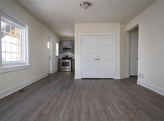 2nd image of 506 Penn St #1