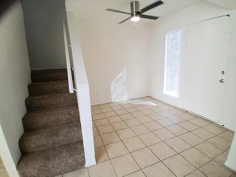1715 E. Pepper Circle — Photo 13