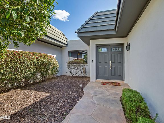 5th image of 6547 E VOLTAIRE Avenue