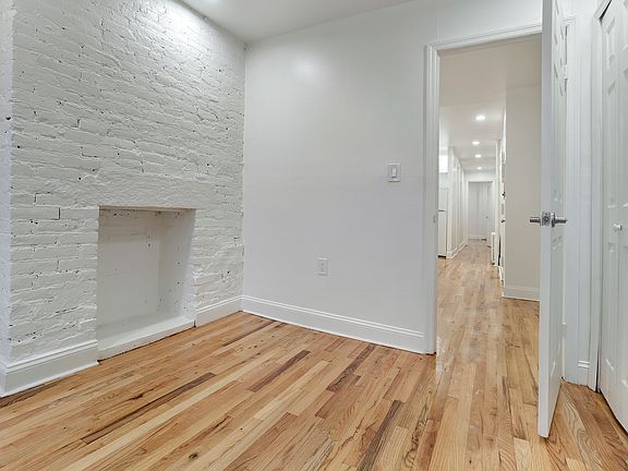 2nd image of 154 E 7th St APT 4