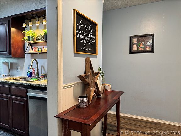 3rd image of 315 B St NW