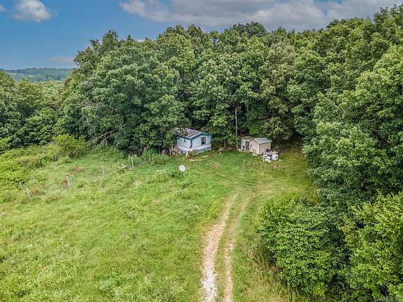 2nd image of 1431 Persimmon Pond Rd
