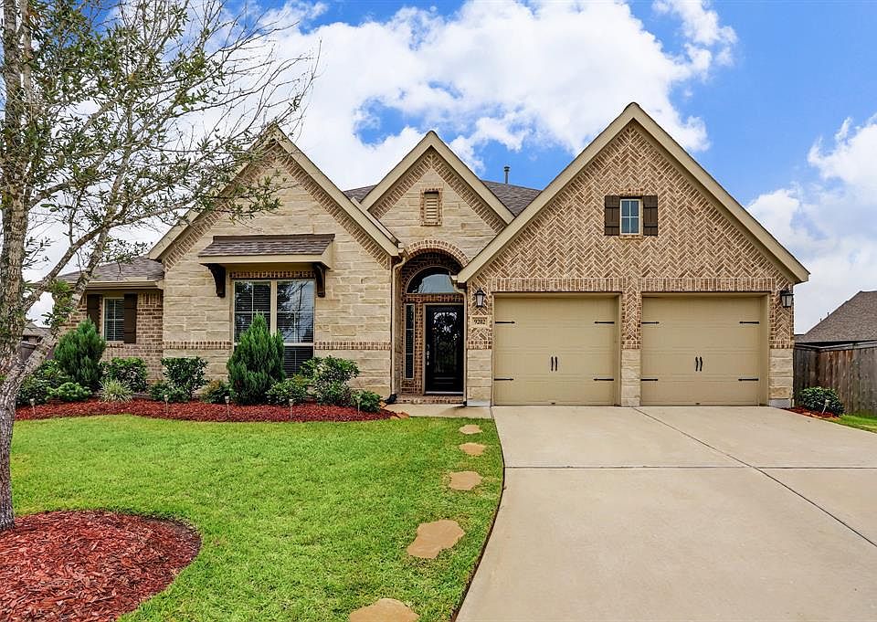 1st image of 9202 Holloway Cliff Ln