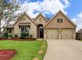 9202 Holloway Cliff Ln, Cypress, TX 77433