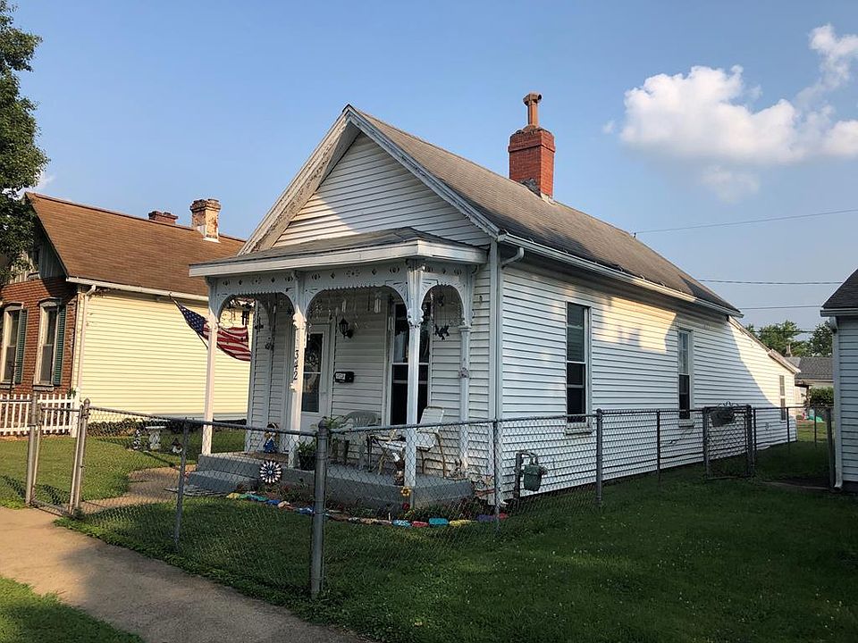 1st image of 342 McKellar St