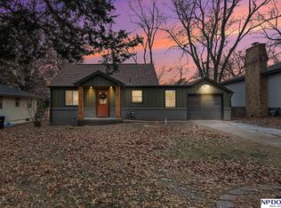 4305 Grover St, Omaha, NE 68105