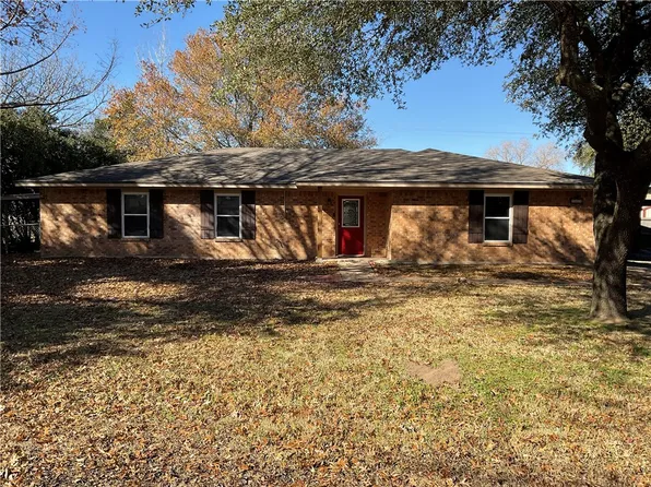 403 Allison Ave, Groesbeck, TX 76642