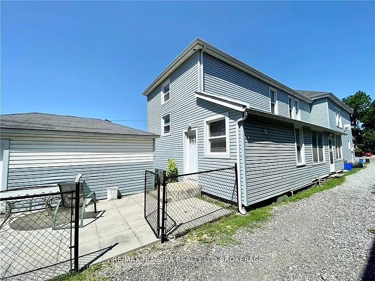 142 Main St W #REAR — Photo 4