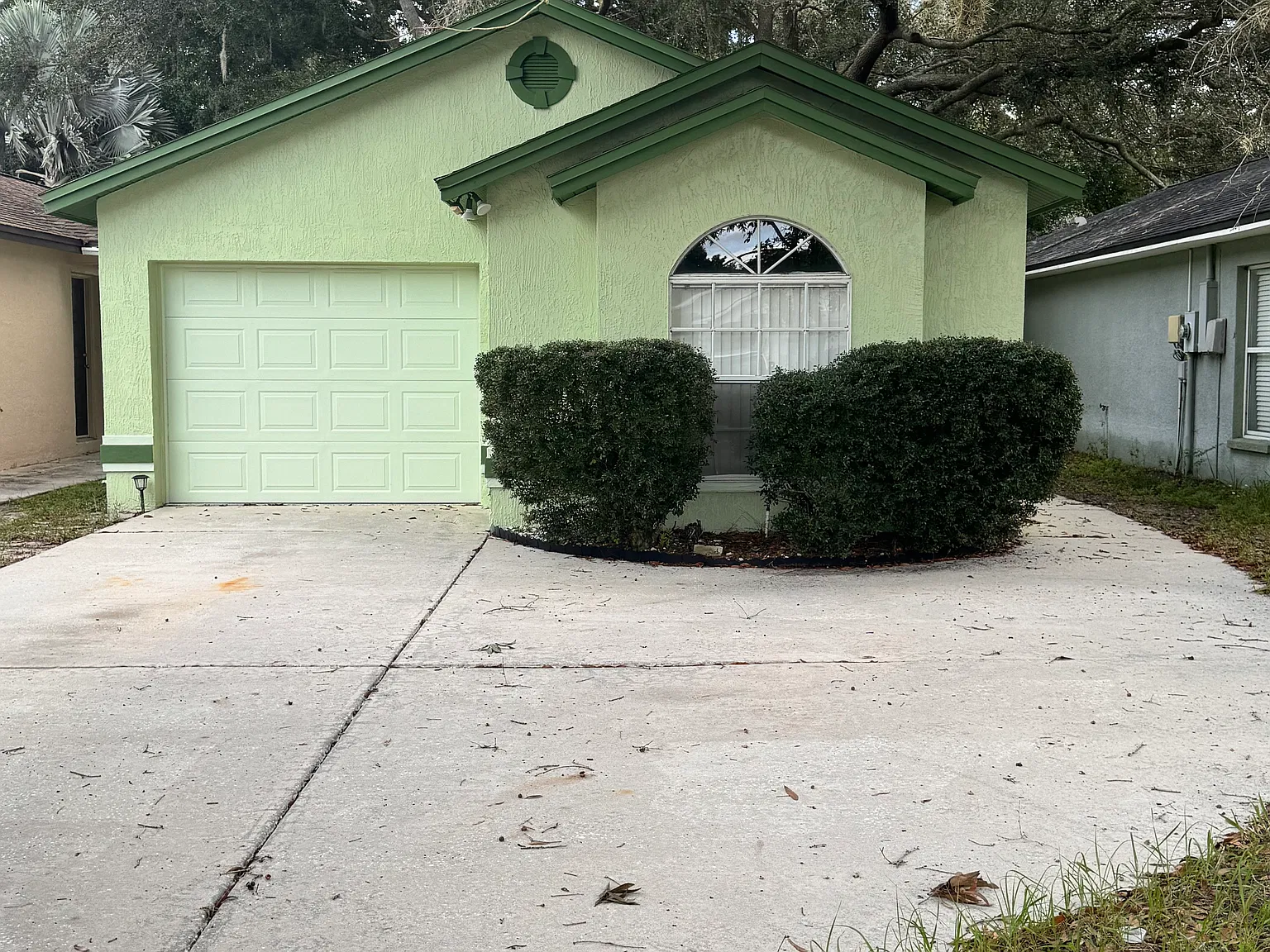 4400 Venice Dr — Photo 1