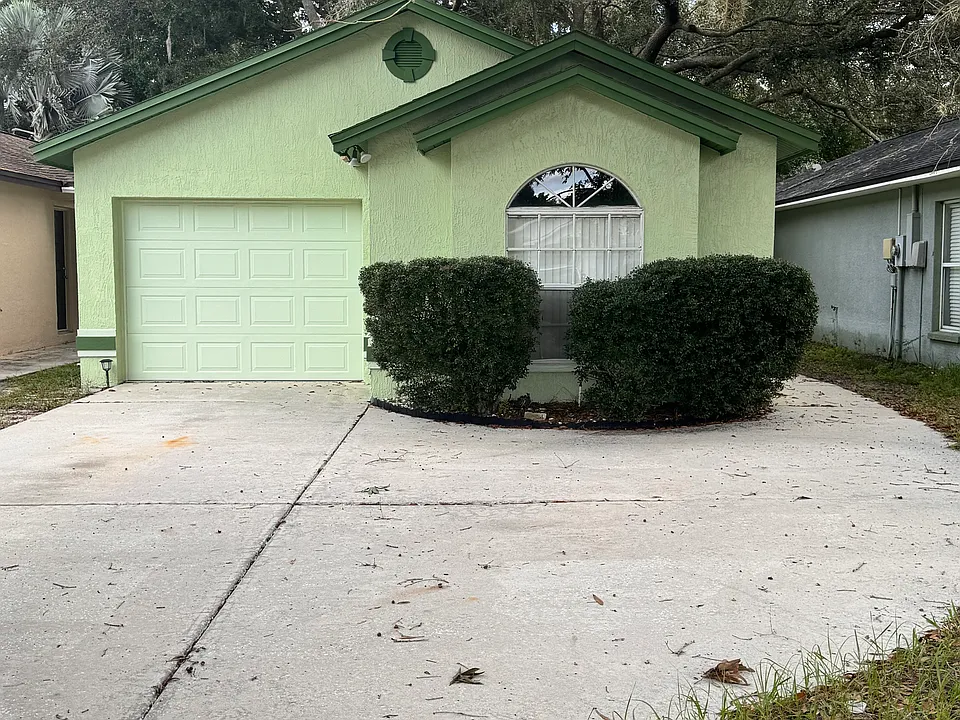4400 Venice Dr