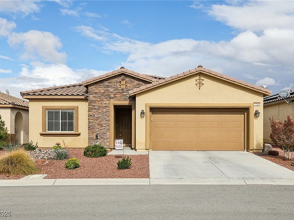 1st image of 4760 Lorenzo Way