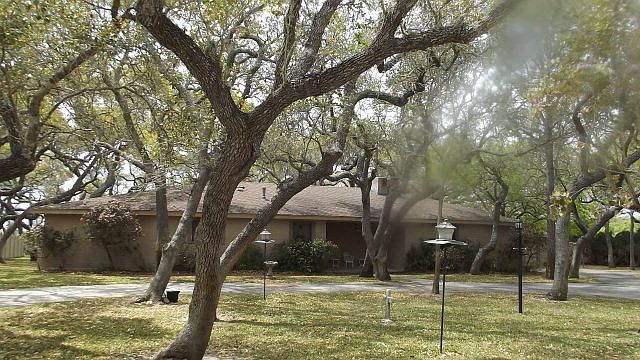 2nd image of 5 Bentwood Ln
