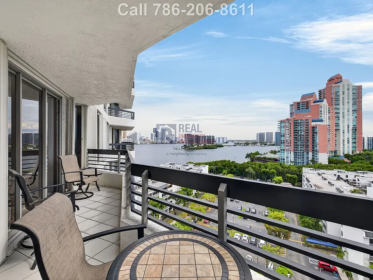3400 NE 192nd St #1402 — Photo 34