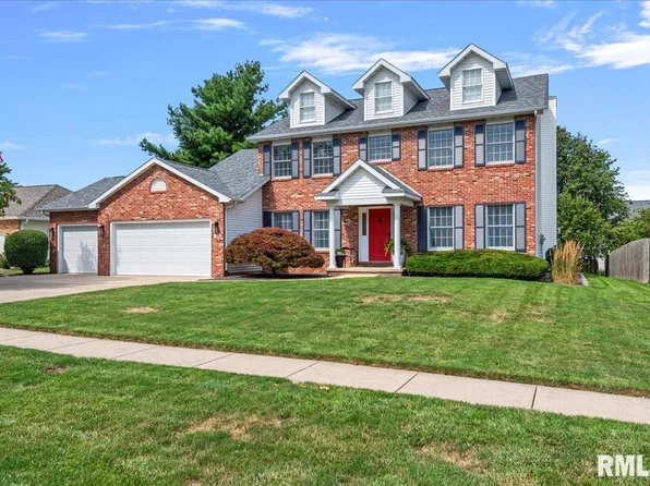 125 Manor Hill Dr, Chatham, IL 62629