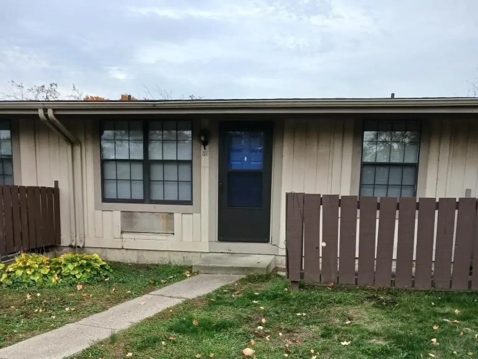 Plumwood — Photo 2