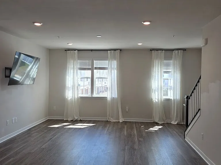 519 Swift Heron Ave — Photo 3