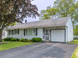 91 Vinal Ave, Rochester, NY 14609