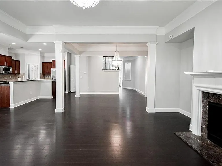123 Barkley Ln — Photo 6