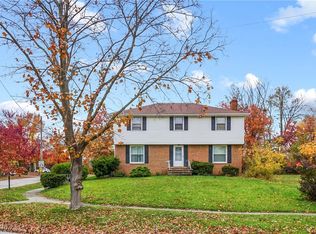3869 Meadowbrook Blvd, University Heights, OH 44118
