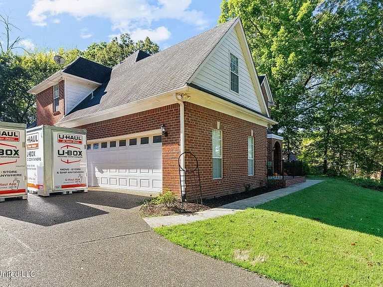 2535 Appleton Dr — Photo 5