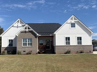 915 Anderson Ridge Rd, Greer, SC 29651