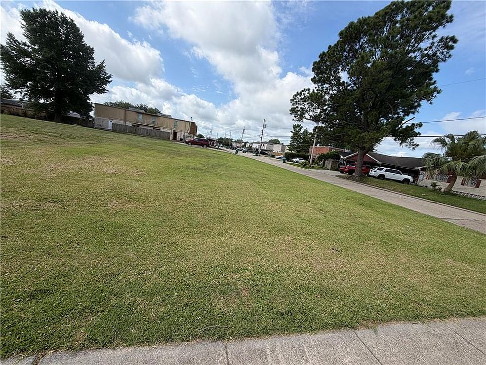 1st image of 2209 26th St