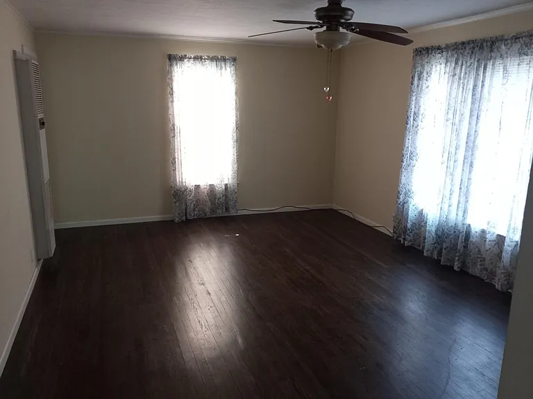 20129 Huron River Dr — Photo 8