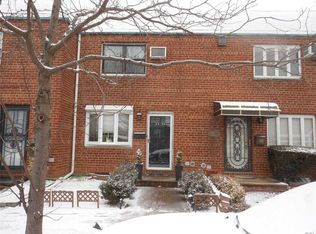 2544 Bayside Ln, Flushing, NY 11358