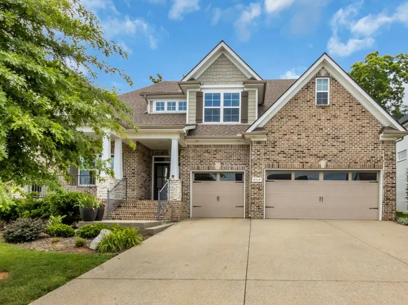 4314 Attleboro Dr, Murfreesboro, TN 37128