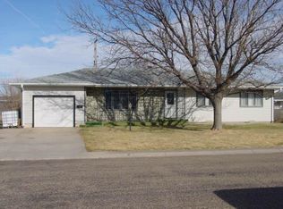 819 Eastridge Ave, Goodland, KS 67735
