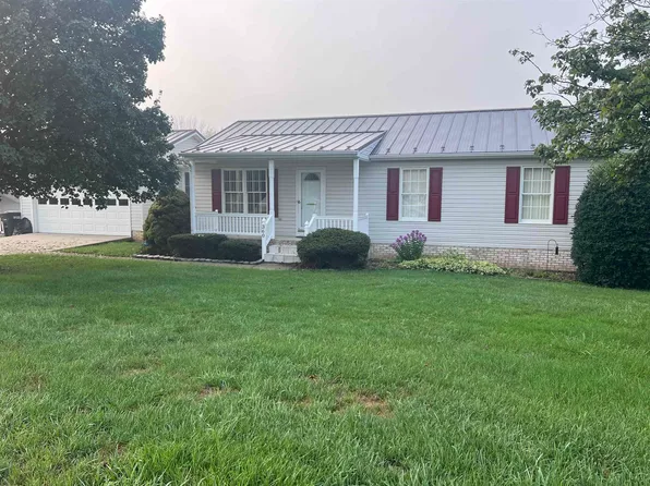 360 Stoneleigh Dr, Harrisonburg, VA 22801