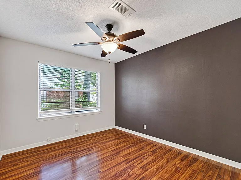 5114 Beechnut St — Photo 19
