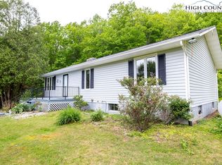 56 Traditional Dr, Burnsville, NC 28714