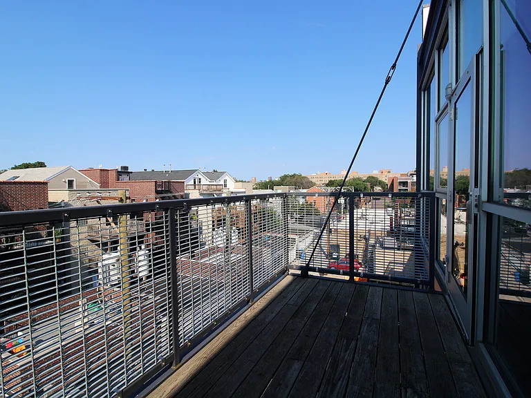 HIGHPOINT Lincoln Park on Fullerton — Photo 39