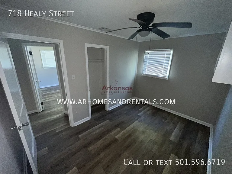 718 Healy St — Photo 33